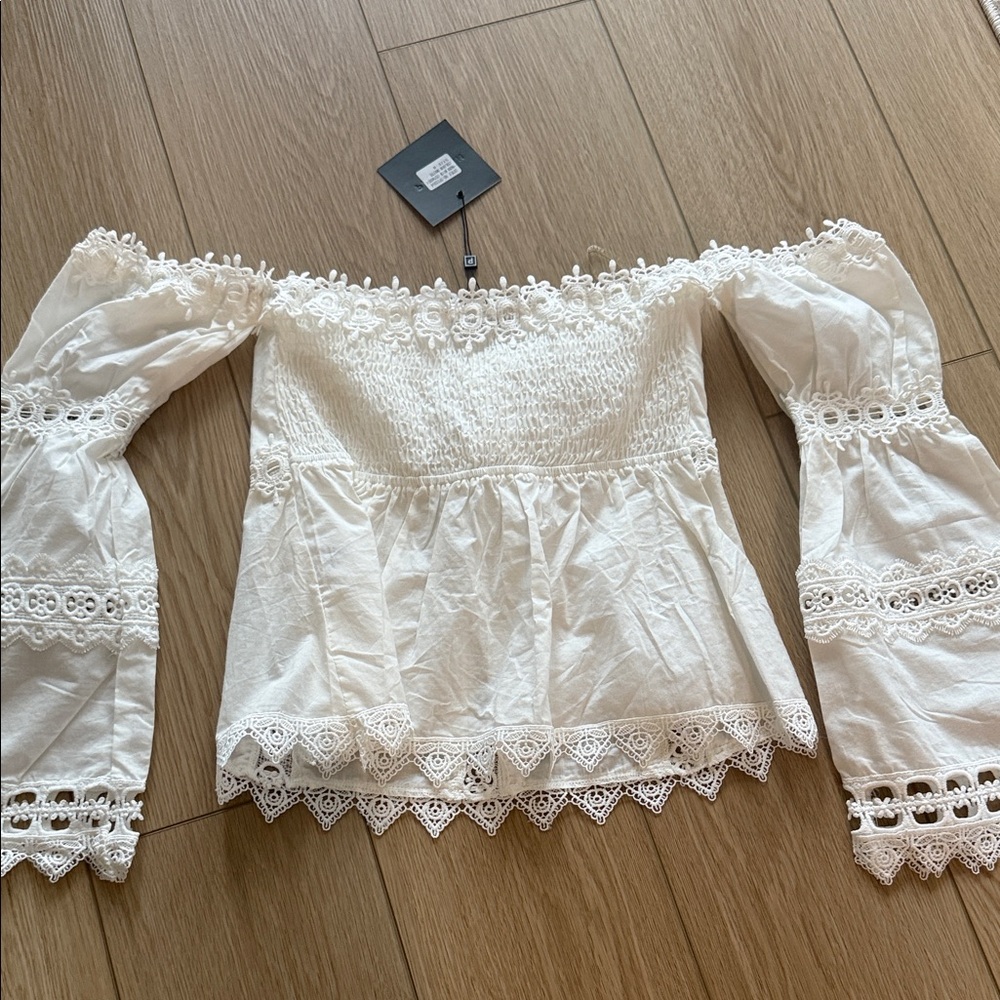 Parisian Works White Lace Off-Shoulder Blouse - Picture 4 of 6